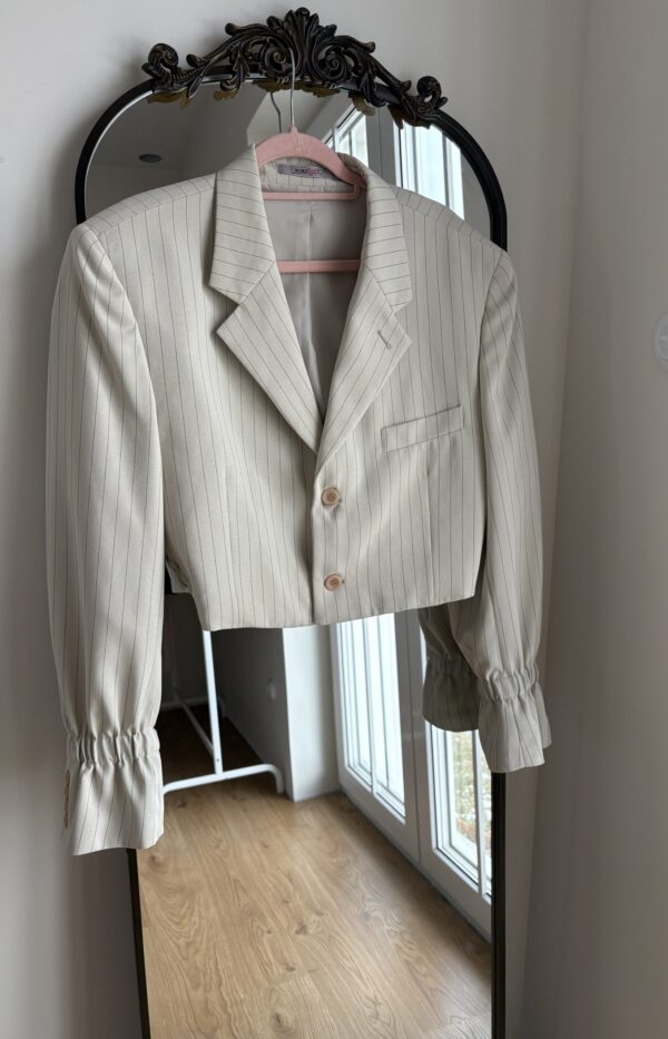 Jasna marynarka upcyklingowa