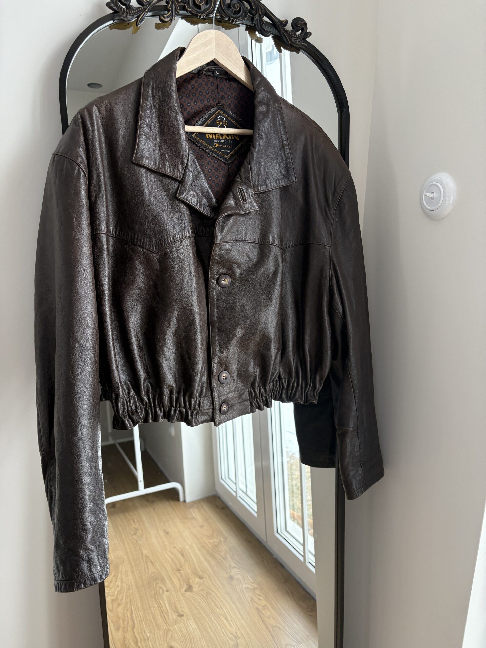 Brązowa kurtka upcykling - obrazek 2