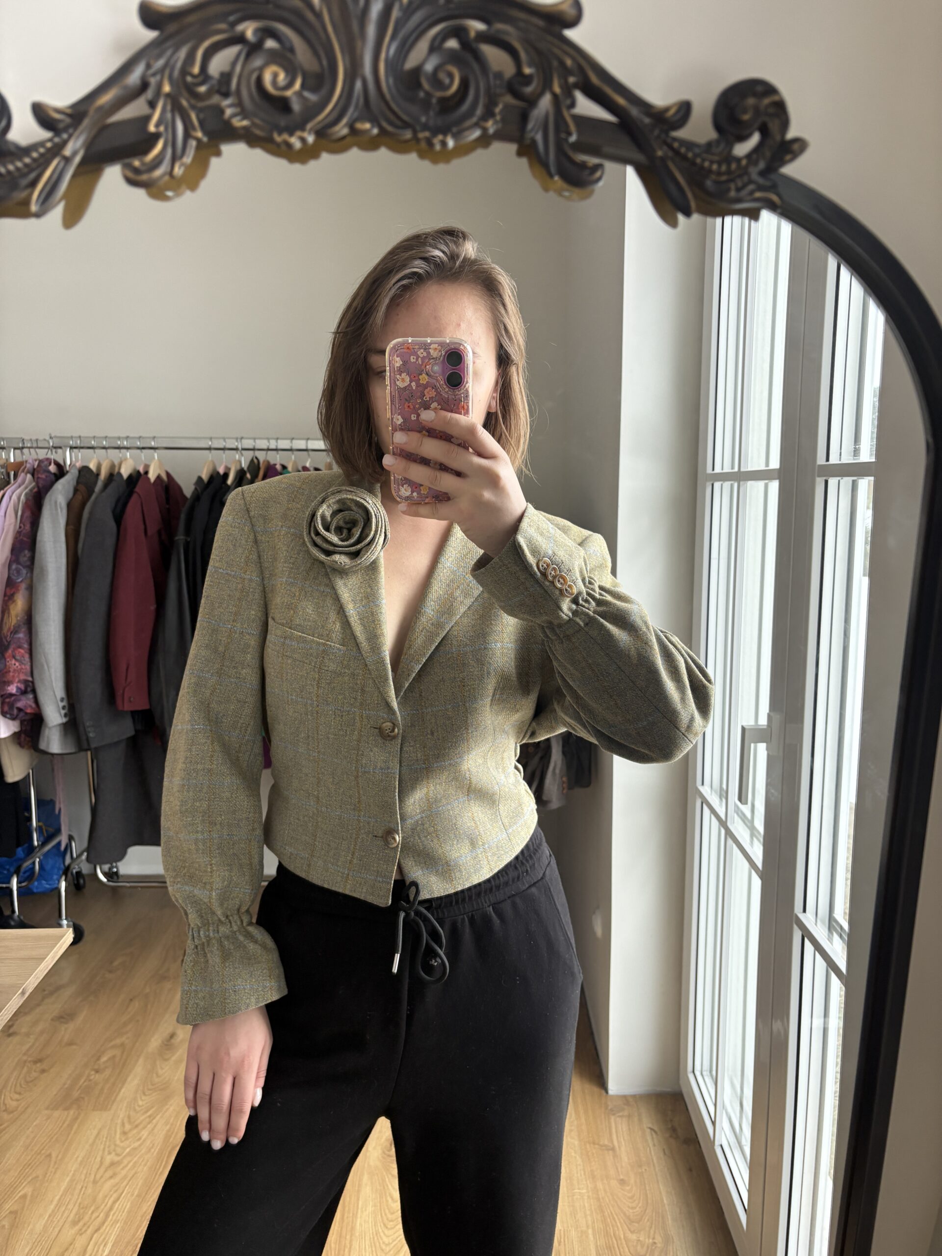 Marynarka w kratę z regulowaną gumą - obrazek 4